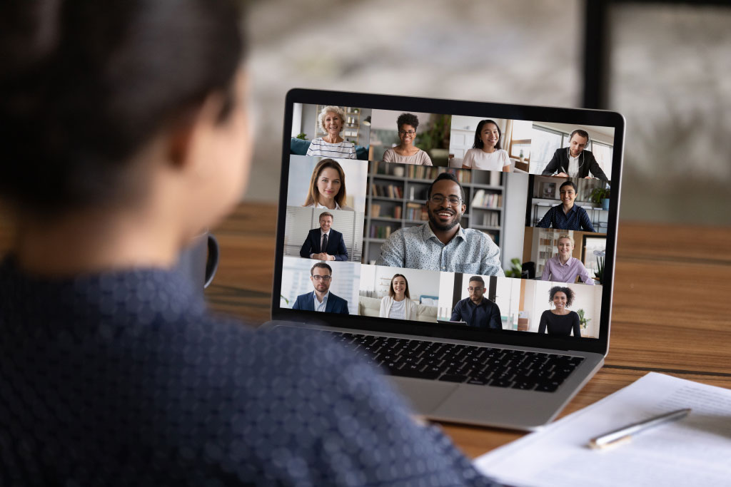 How to Host a Virtual Hiring Event Without Leaving Your Desk